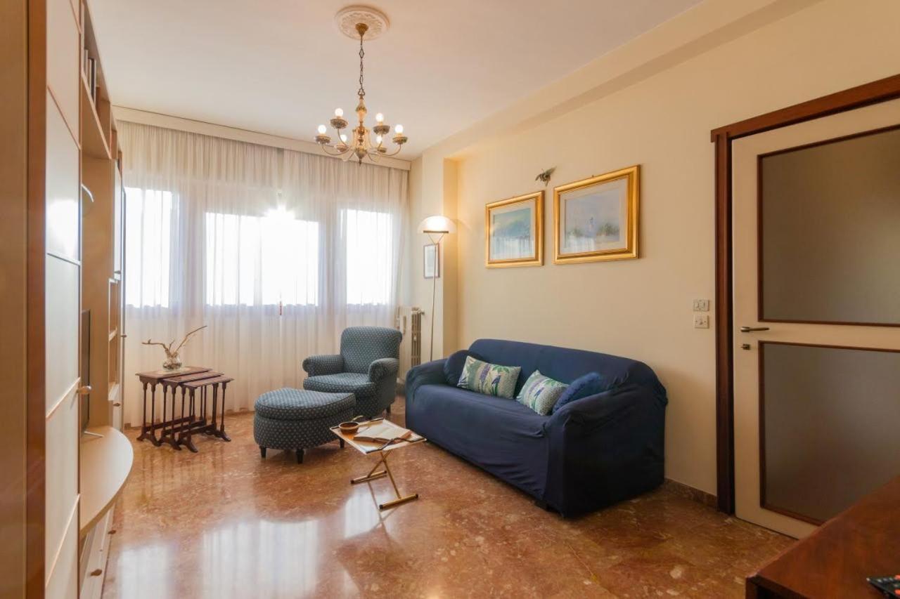 Casa Tigullio Palace - Parking Place Рапало Екстериор снимка